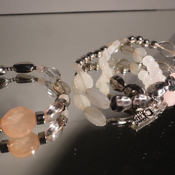 Multicolor Beaded Bracelet Set - Picture 4 of 6